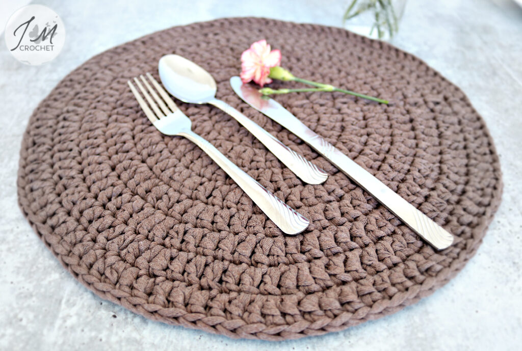 How to Crochet Round Placemats Tutorial | Jonna Martinez